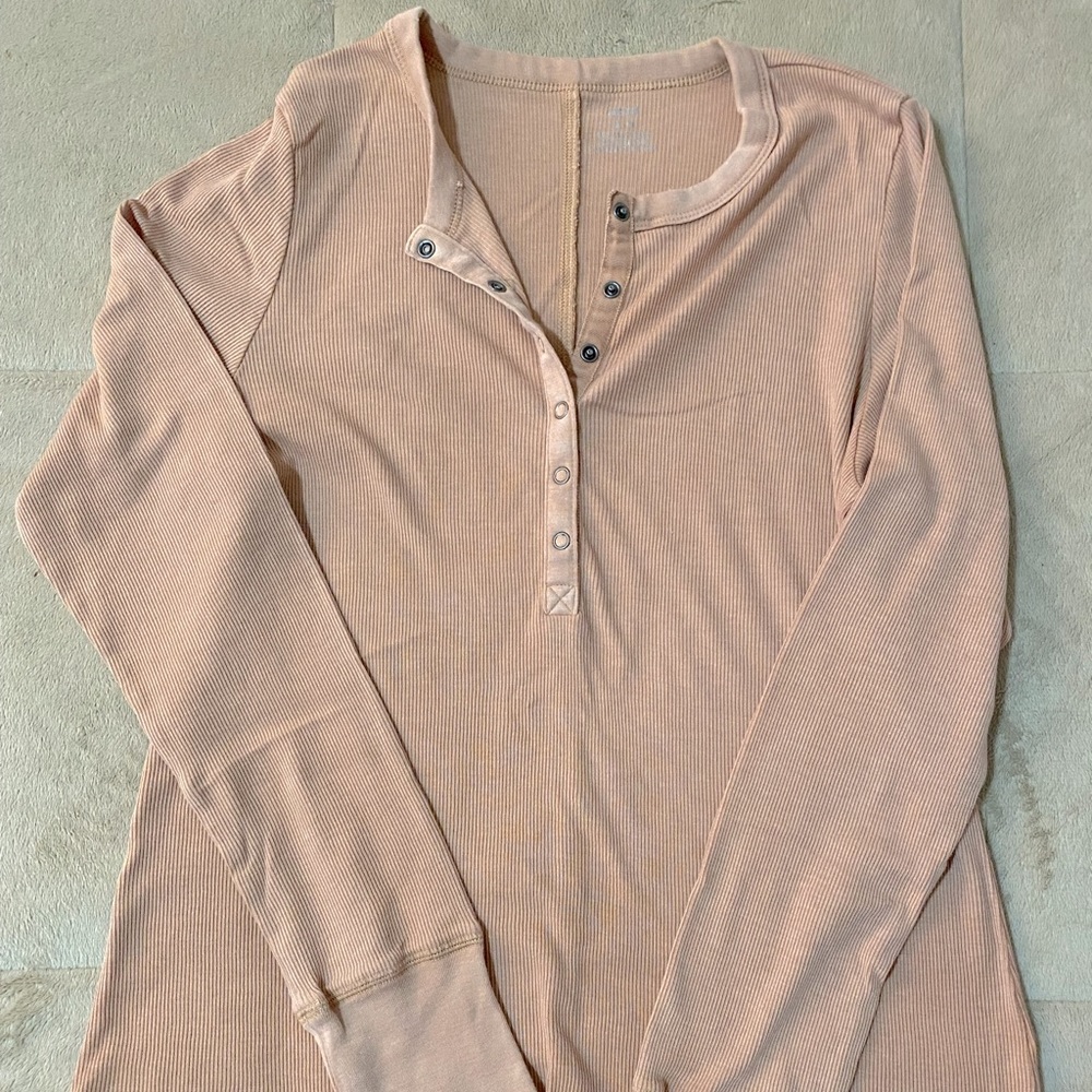 Aerie henly